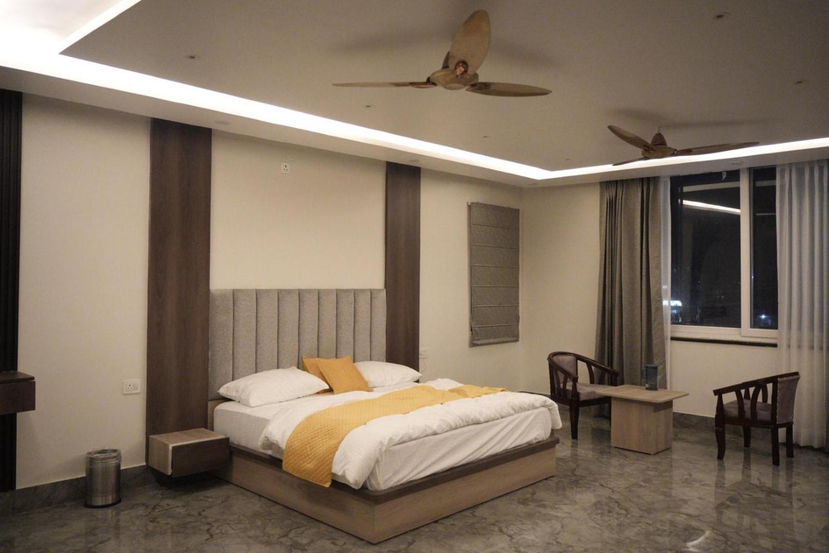 Hotel Harry Rishīkesh Esterno foto
