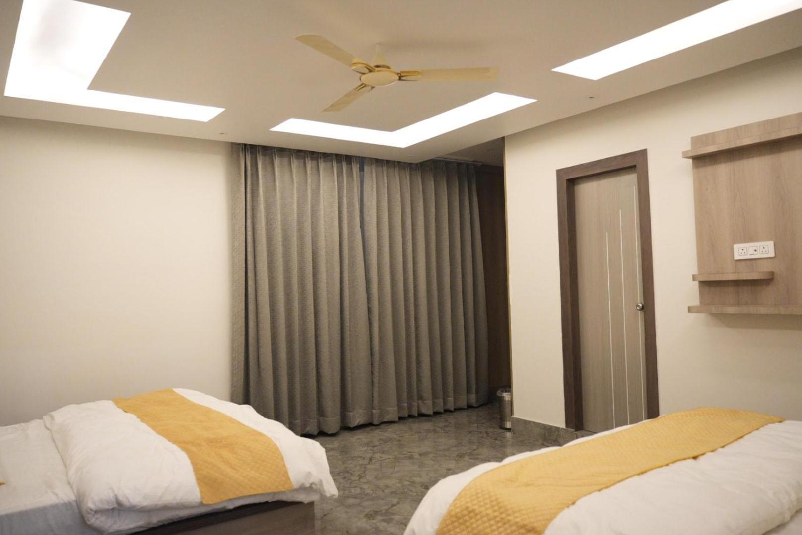 Hotel Harry Rishīkesh Esterno foto